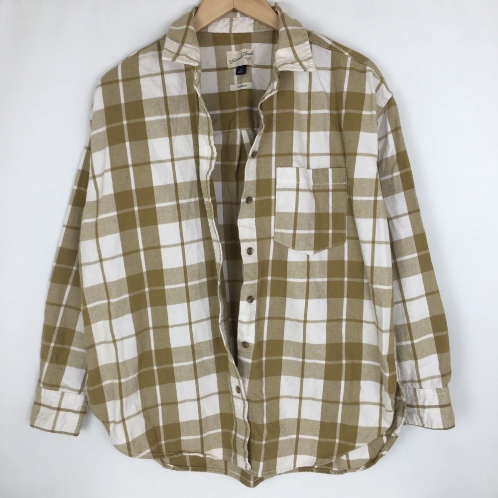 Universal Thread Olive Green Plaid Oversized Flannel Button Down Shirt Size M - Picture 3 of 11